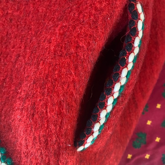 Helen Maas Reversible Nordic Hooded Poncho Cape - Picture 4 of 9